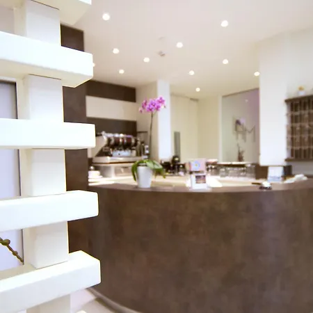 Hotel Myosotis 2*