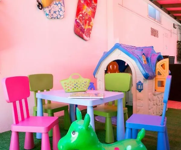 מלון Myosotis 2*